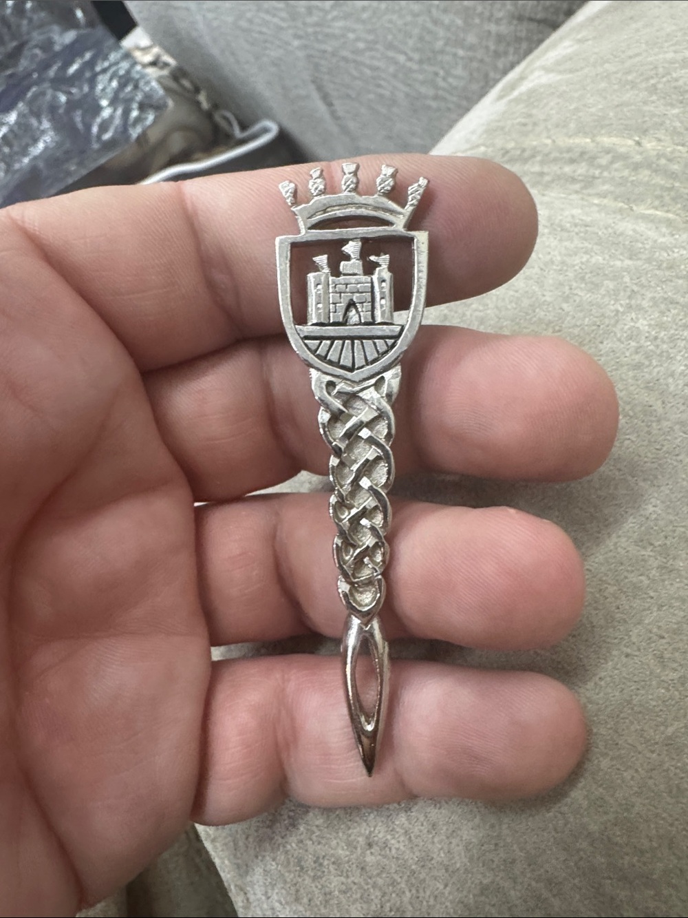 Silver Celtic Knot Kilt Pin with Castle Crest